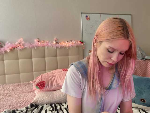 sexycute18 live cam on BongaCams