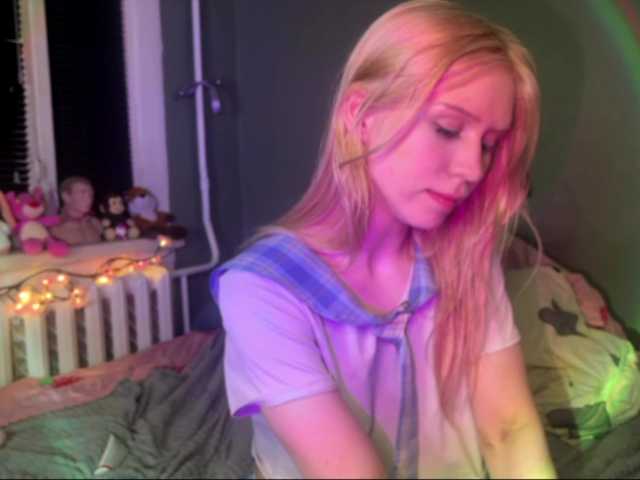 sexycute18 live cam on BongaCams