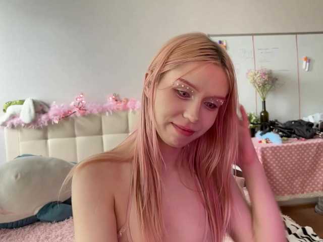 sexycute18 live cam on BongaCams