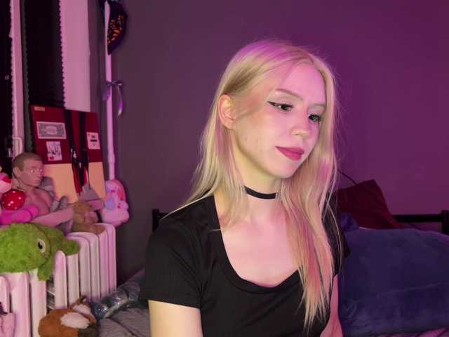 sexycute18 live cam on BongaCams
