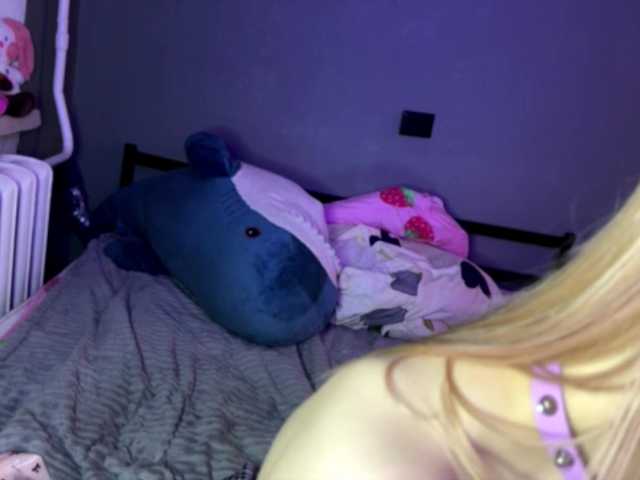 sexycute18 live cam on BongaCams