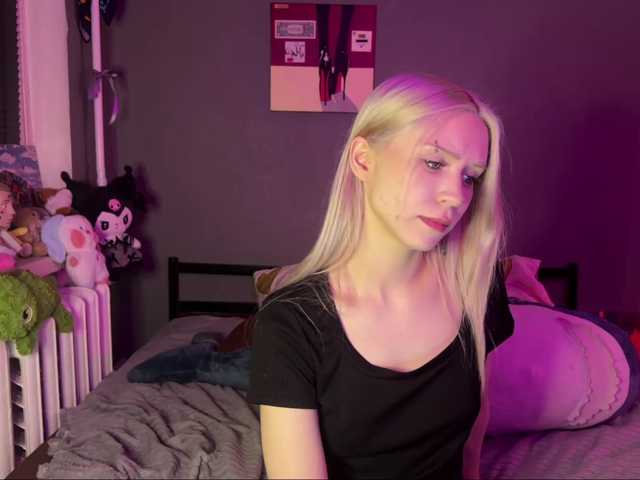 sexycute18 live cam on BongaCams