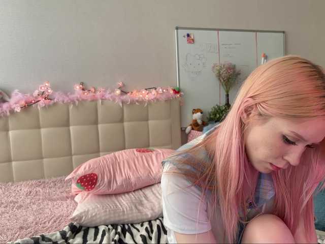 sexycute18 live cam on BongaCams