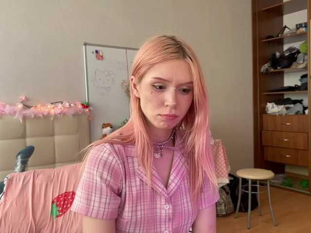 sexycute18 live cam on BongaCams