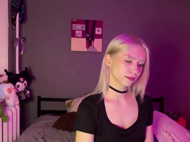 sexycute18 live cam on BongaCams