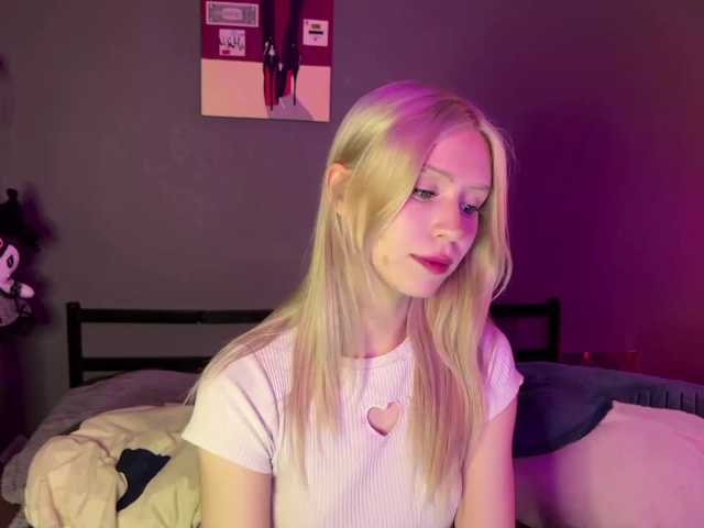 sexycute18 live cam preview