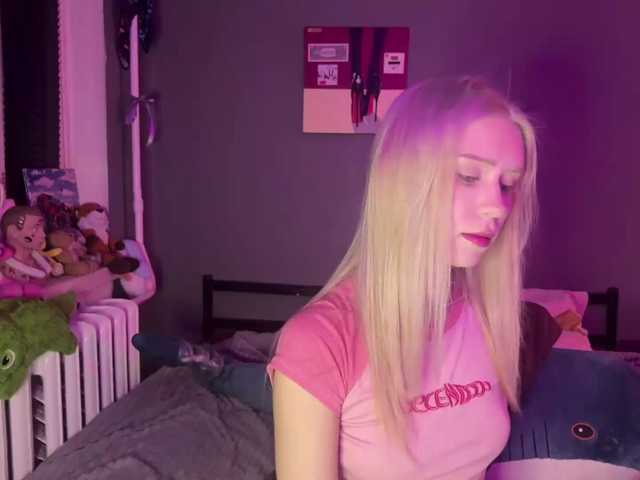 sexycute18 live cam on BongaCams