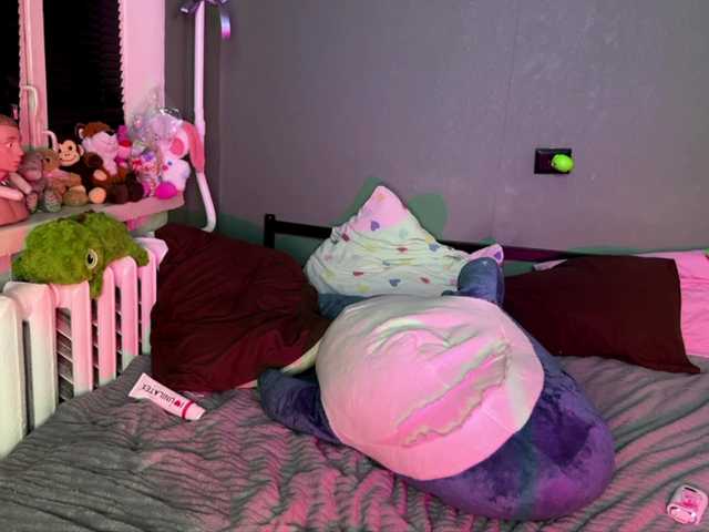 sexycute18 live cam on BongaCams