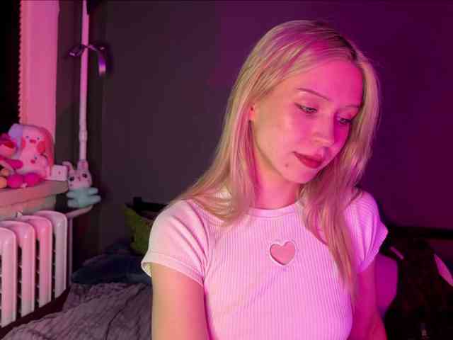 sexycute18 webcam