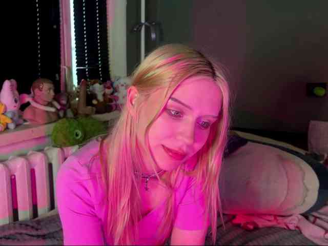 sexycute18 webcam