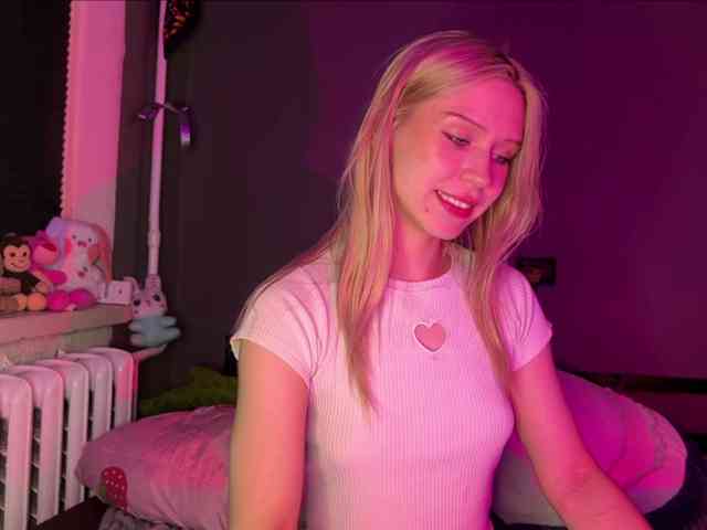 sexycute18 webcam