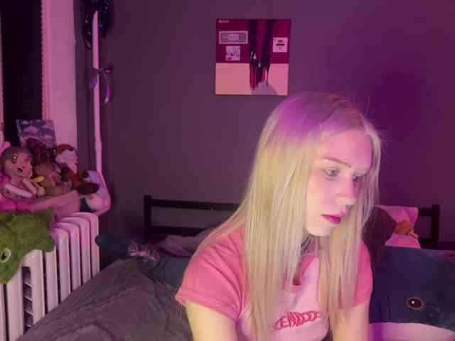 sexycute18 webcam