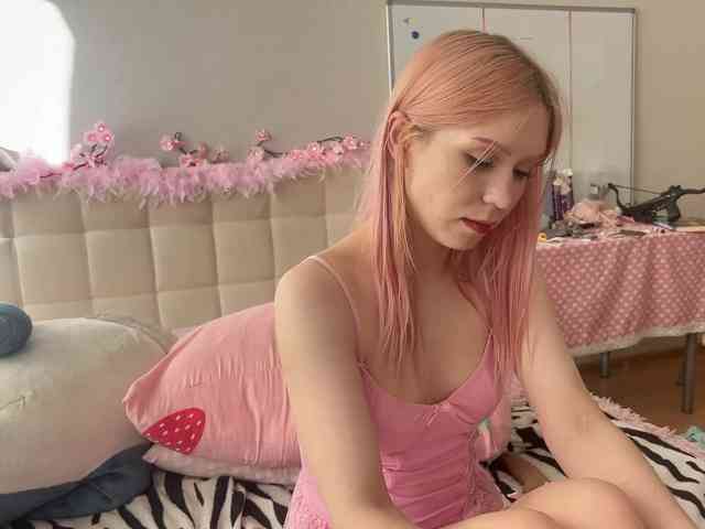 sexycute18 webcam
