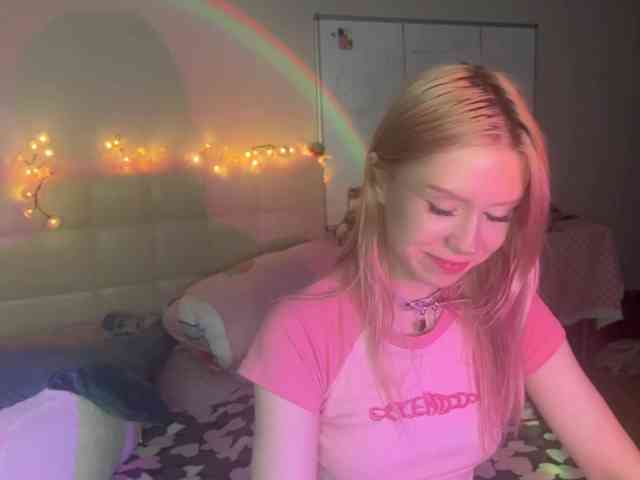 sexycute18 webcam