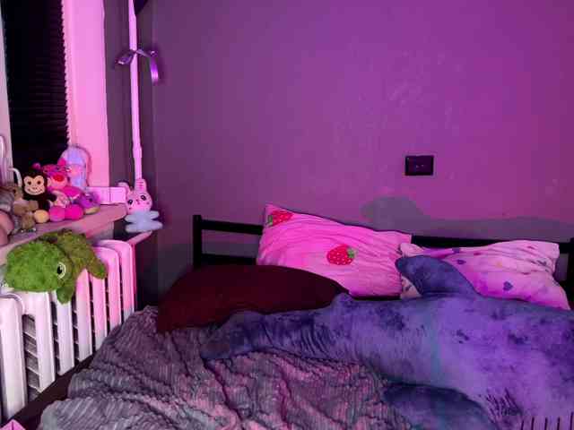 sexycute18 webcam