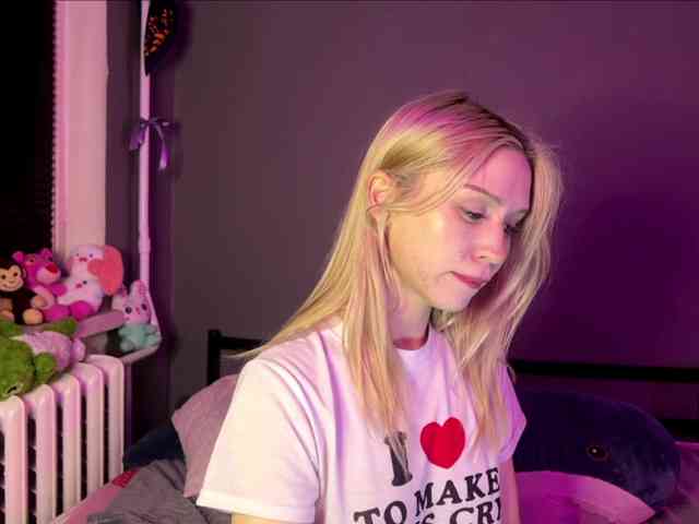 sexycute18 webcam