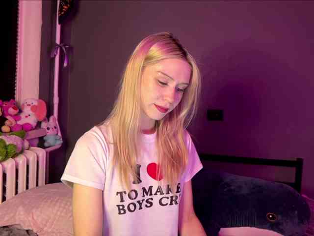 sexycute18 webcam
