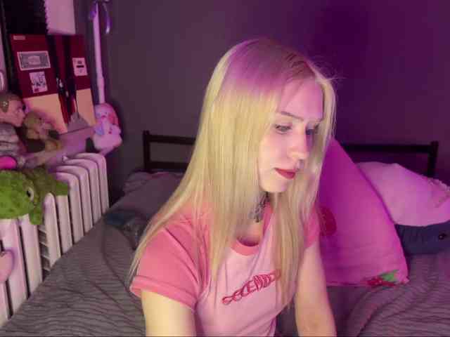 sexycute18 webcam