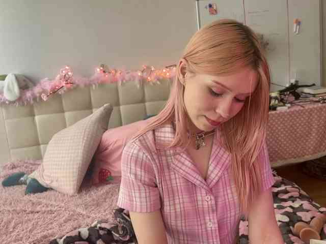 sexycute18 webcam