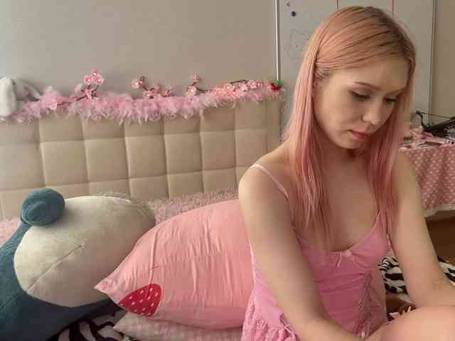 sexycute18 webcam