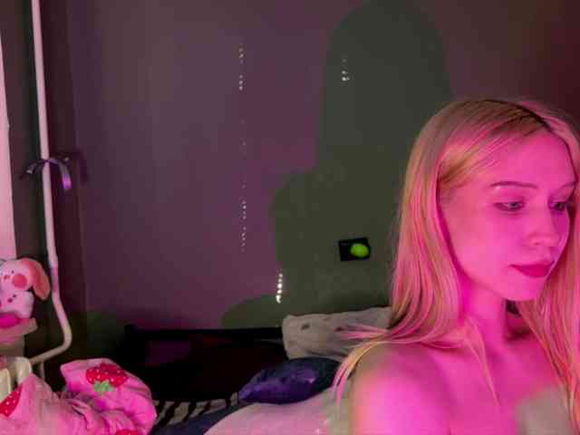 sexycute18 webcam