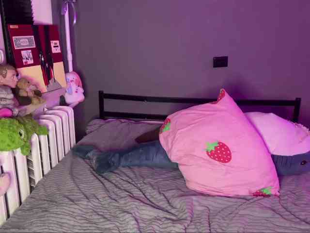 sexycute18 webcam