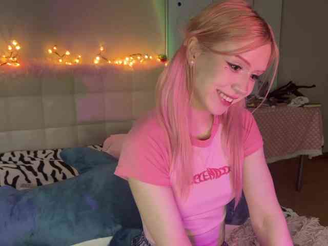 sexycute18 webcam