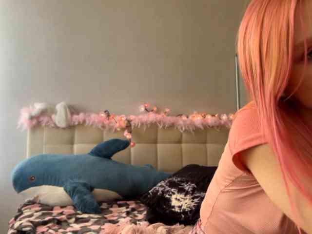 sexycute18 webcam