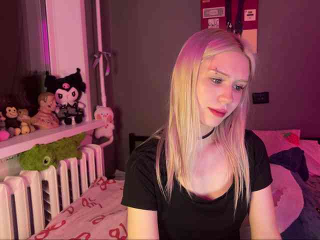sexycute18 webcam