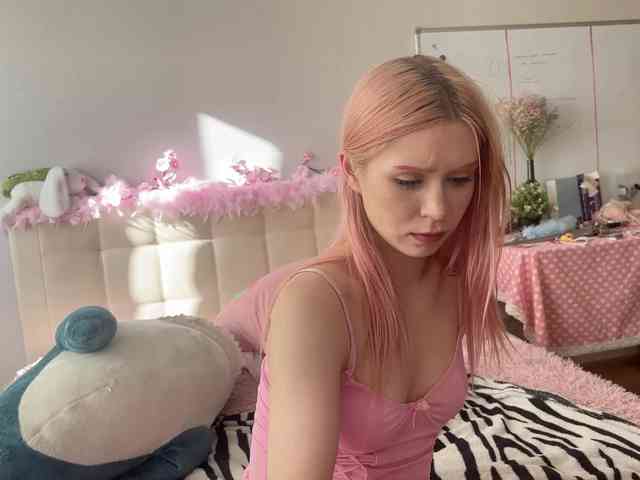 sexycute18 webcam