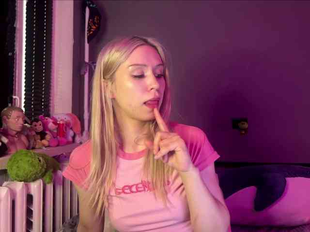 sexycute18 webcam