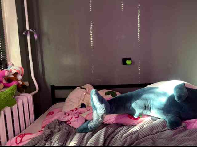 sexycute18 webcam