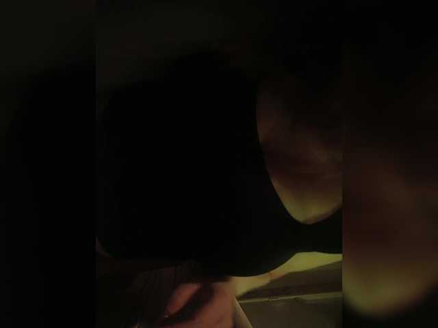Lesia-1 live cam on BongaCams
