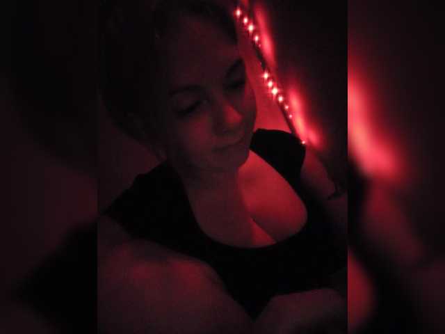 Lesia-1 live cam on BongaCams