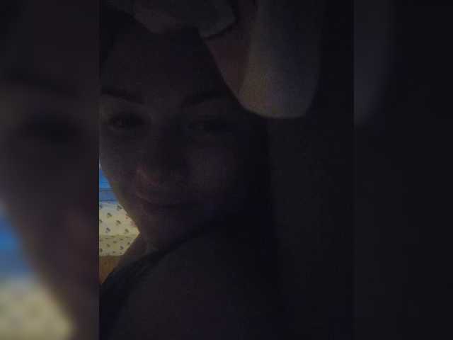 Lesia-1 live cam on BongaCams