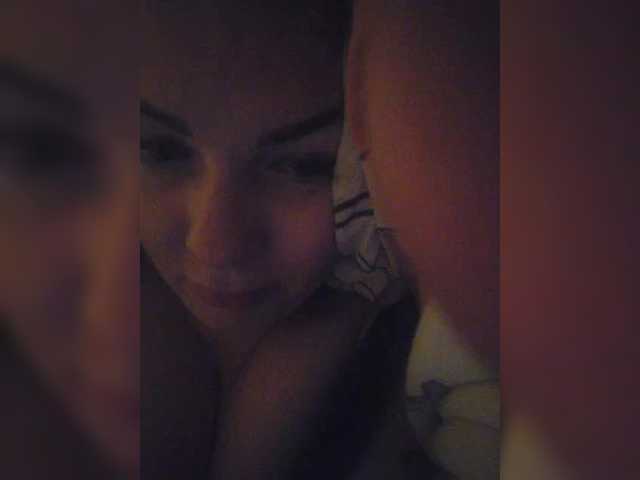 Lesia-1 live cam on BongaCams
