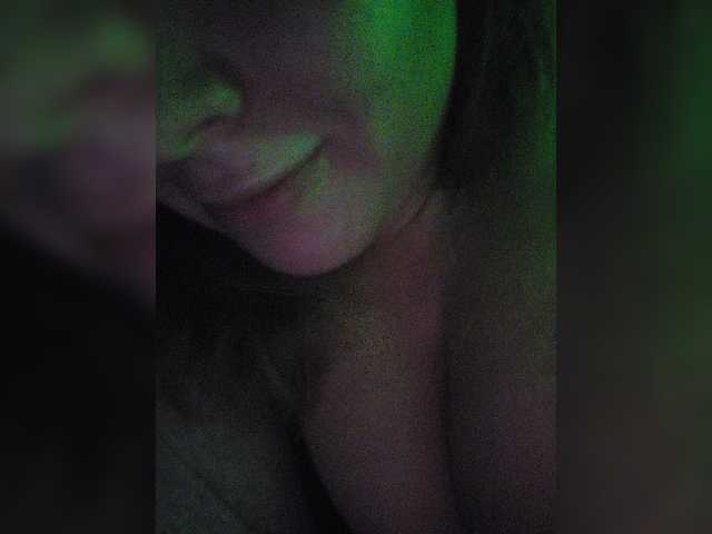 Lesia-1 live cam on BongaCams