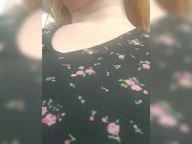 Lesia-1 live cam on BongaCams