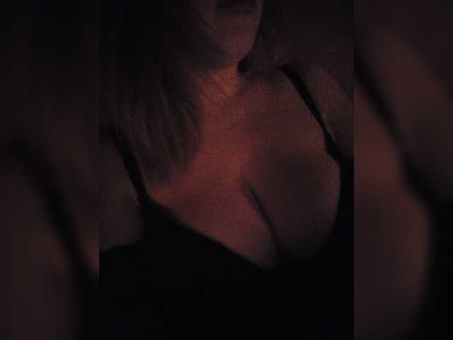Lesia-1 live cam on BongaCams