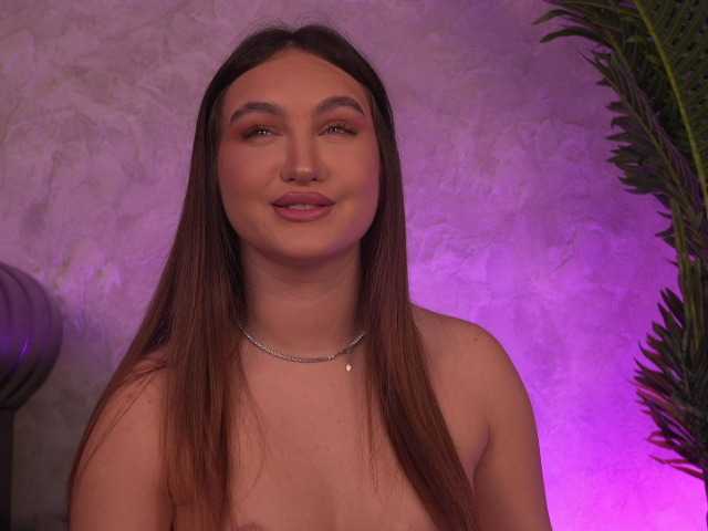 ValentinaMonroe live cam on BongaCams