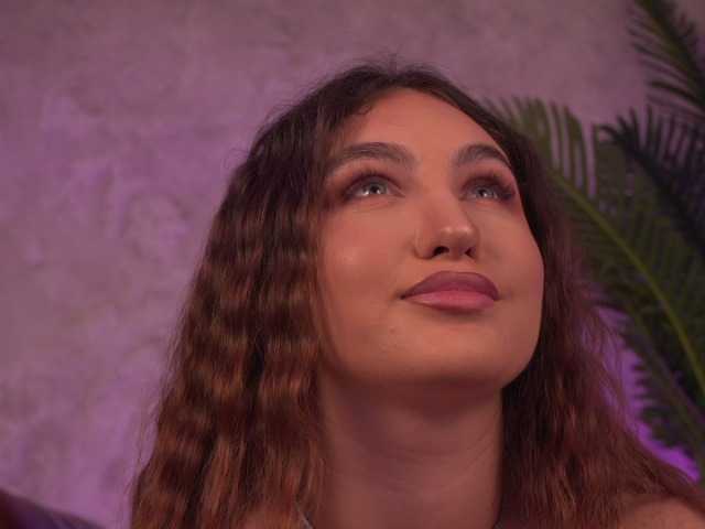 ValentinaMonroe live cam on BongaCams