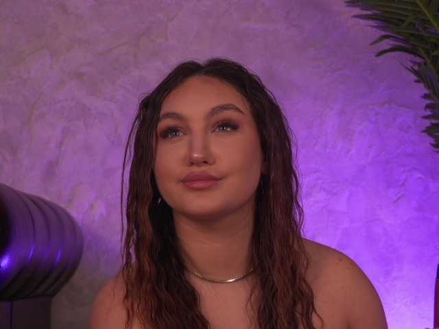 ValentinaMonroe live cam on BongaCams