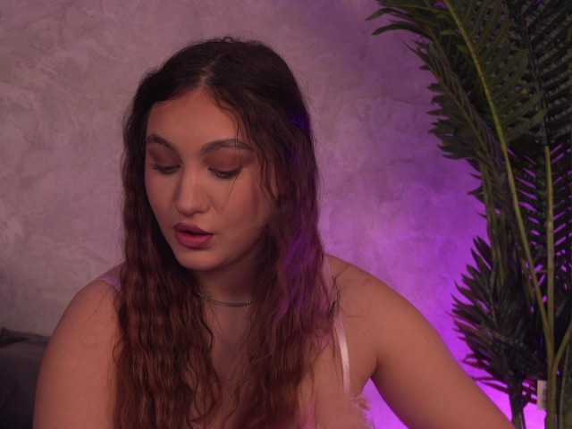 ValentinaMonroe live cam on BongaCams