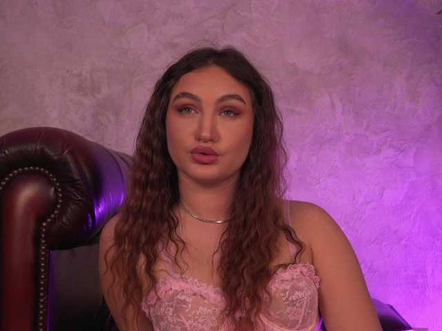 ValentinaMonroe live cam on BongaCams