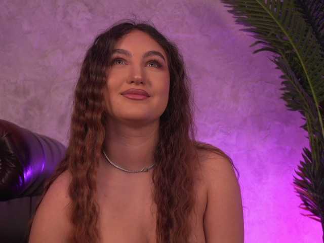 ValentinaMonroe live cam on BongaCams