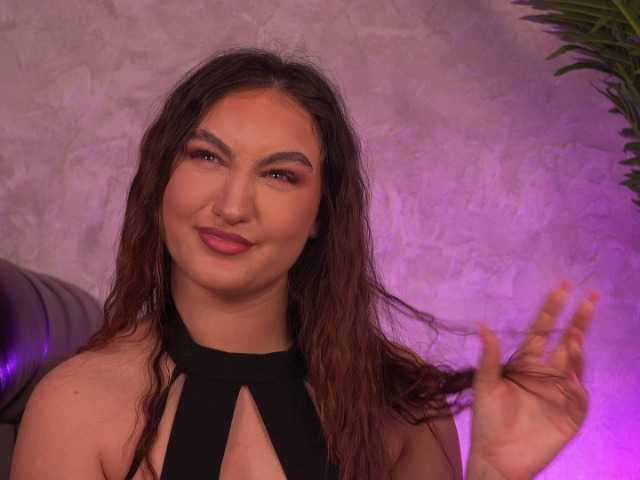 ValentinaMonroe live cam on BongaCams