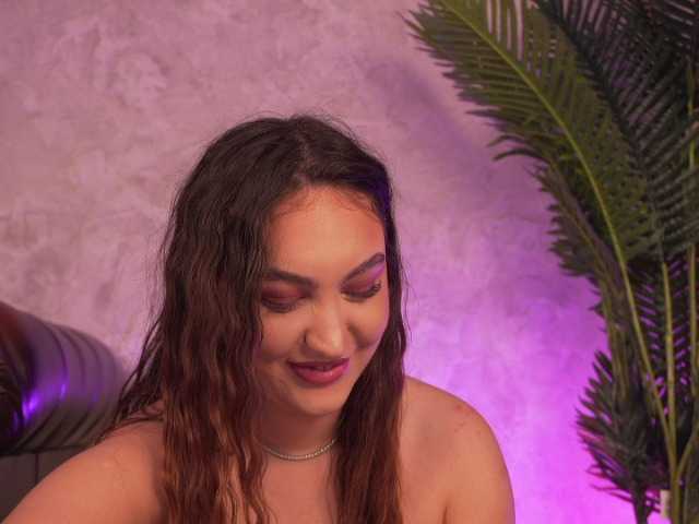 ValentinaMonroe live cam on BongaCams