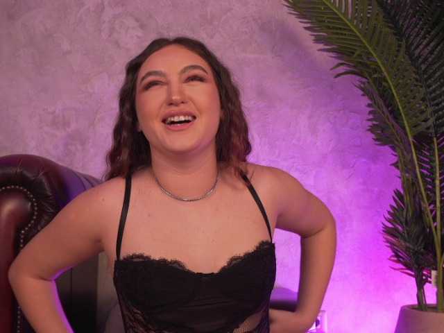 ValentinaMonroe live cam on BongaCams