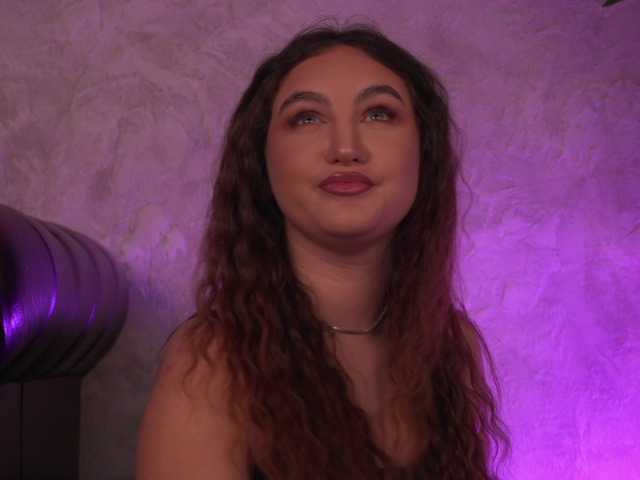 ValentinaMonroe live cam on BongaCams