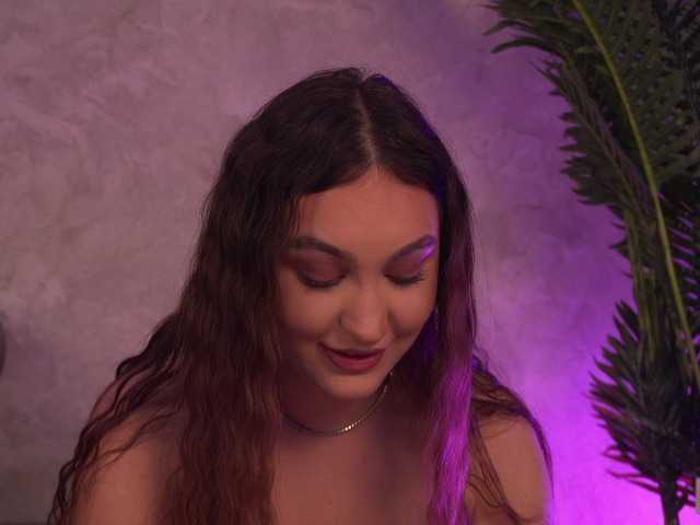 ValentinaMonroe live cam on BongaCams